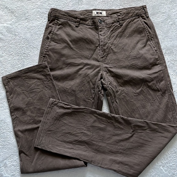 Men’s Joseph Abboud 34x34 Brown Twill Chino Pants - Picture 3 of 6